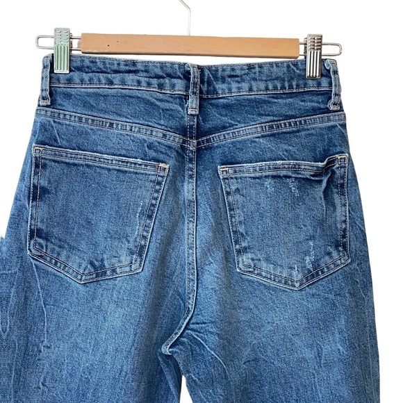 Zara High-Rise‎ Distressed Slim Ankle Jeans - Picture 5 of 13